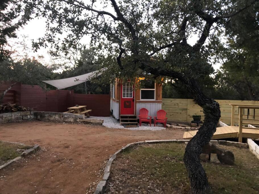 Fox Tiny Home - The Cabins At Rim Rock أوستن المظهر الخارجي الصورة